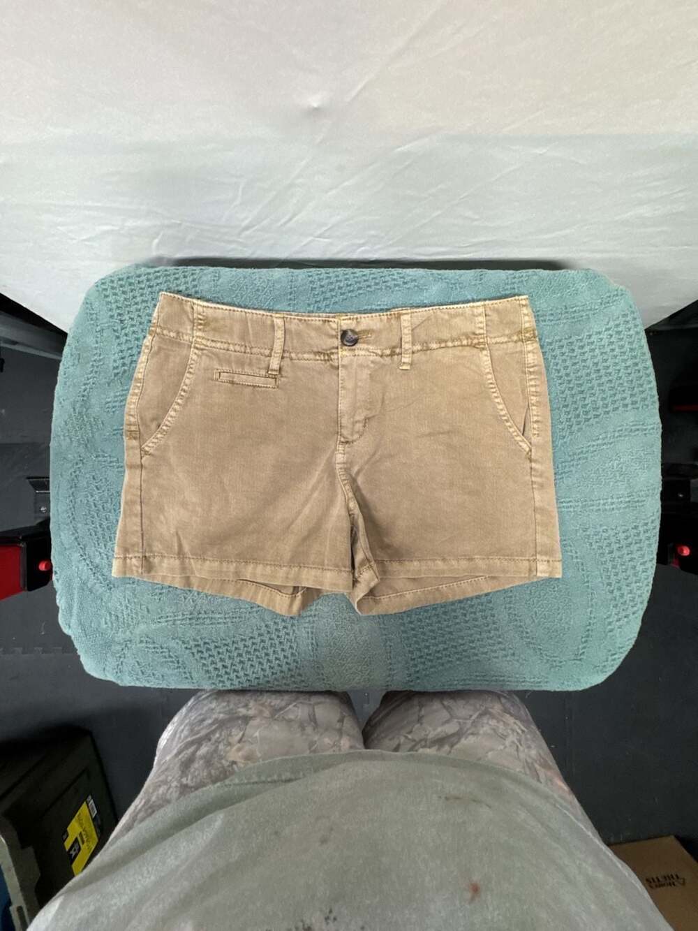 Merona Women's Khaki Cotton Twill Mid-Rise Shorts Size 2